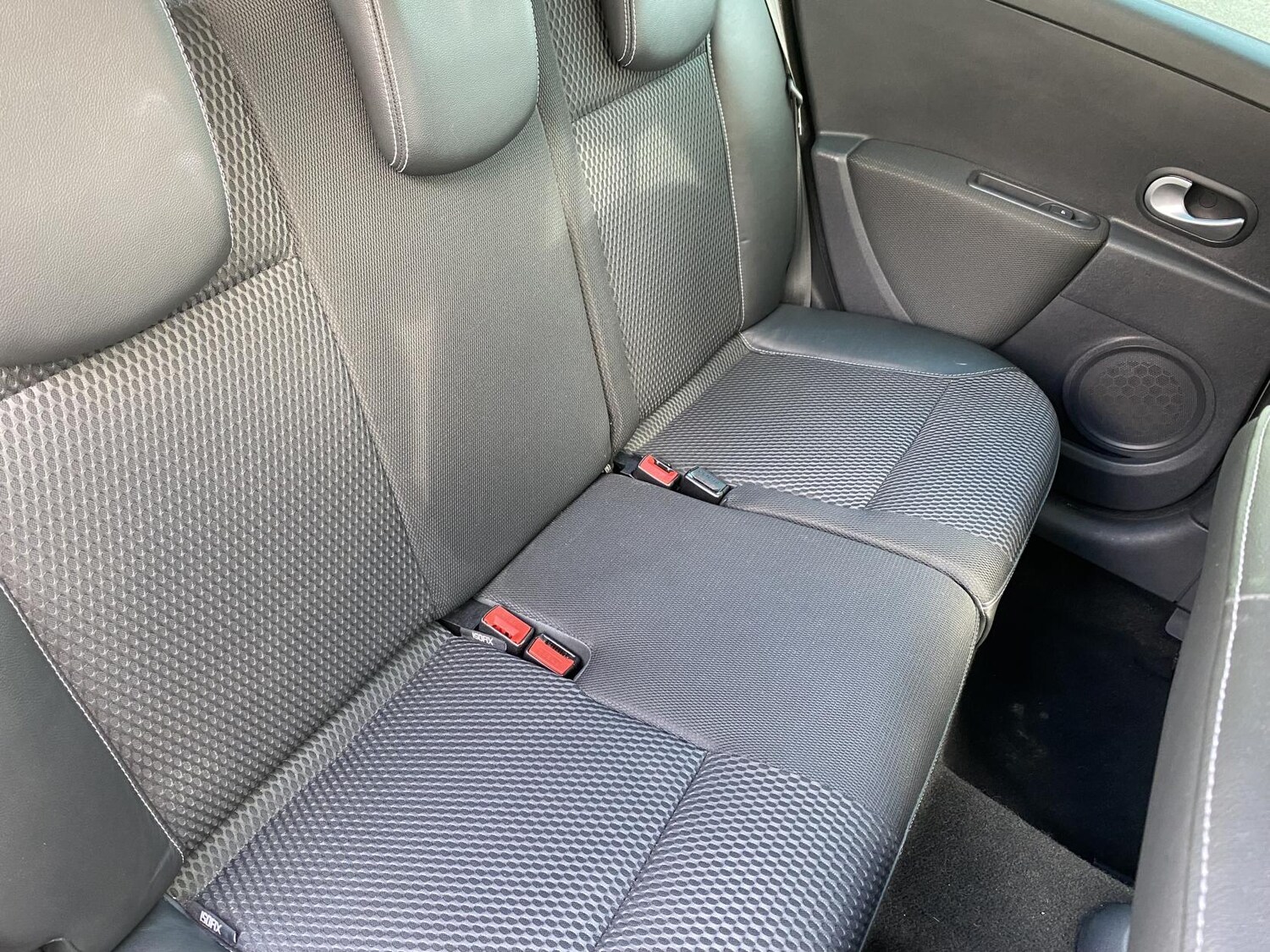 Used Renault Clio 2010 for sale - 77656707: Photo 13