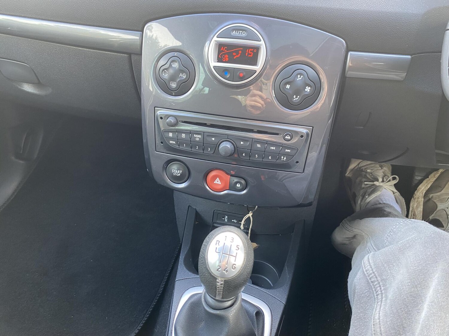 Used Renault Clio 2010 for sale - 77656707: Photo 16