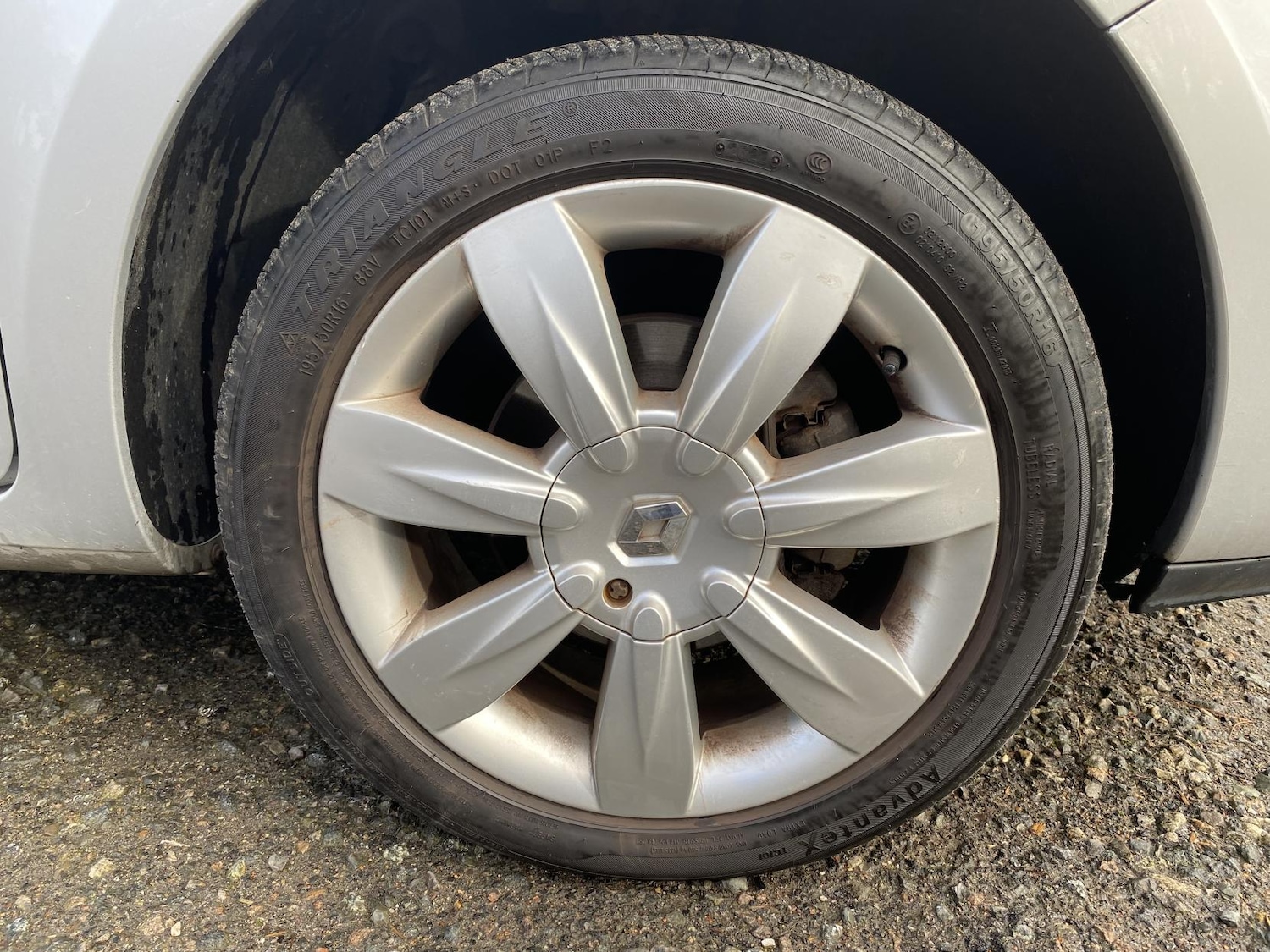 Used Renault Clio 2010 for sale - 77656707: Photo 29