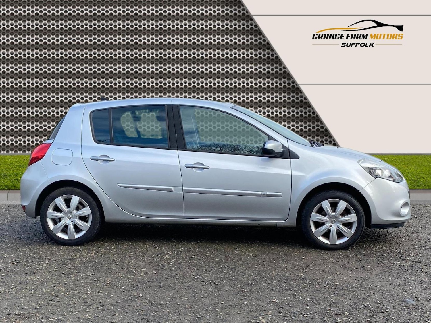 Used Renault Clio 2010 for sale - 77656707: Photo 4