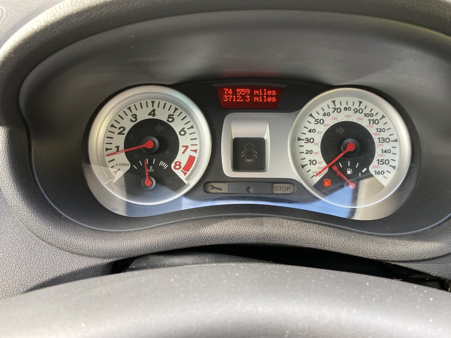 Used Renault Clio 2010 for sale - 77656707: Photo 43