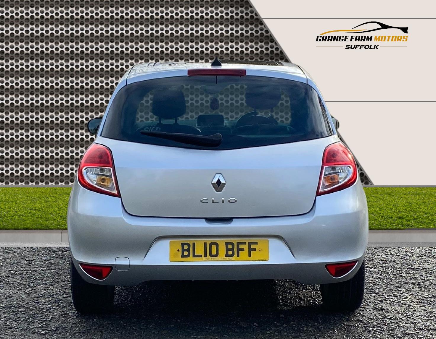 Used Renault Clio 2010 for sale - 77656707: Photo 8