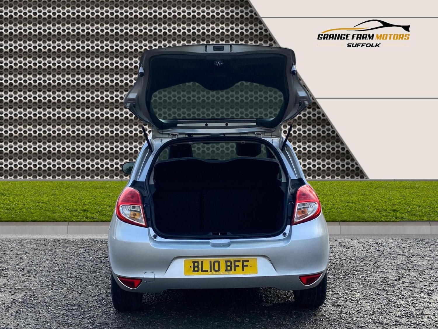 Used Renault Clio 2010 for sale - 77656707: Photo 9