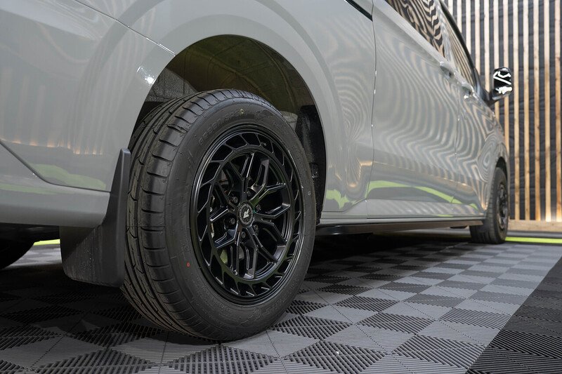 Used Ford Transit Custom for sale - 76831674: Photo 18