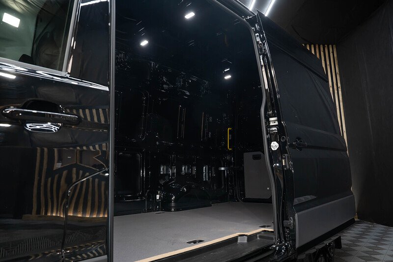 Used Volkswagen Crafter for sale - 77365331: Photo 5