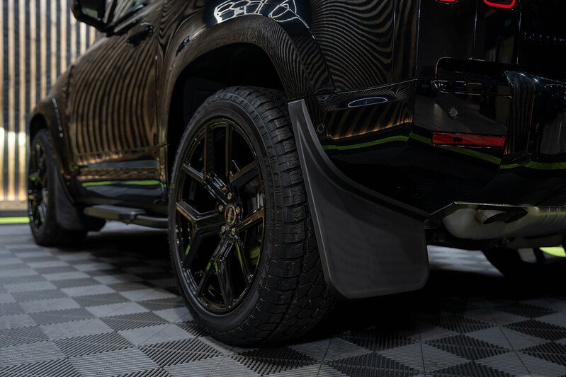 Used Land Rover Defender 90 for sale - 76884518: Photo 11