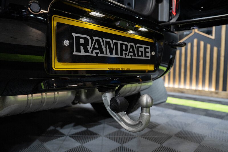 Used Land Rover Defender 90 for sale - 76884518: Photo 17