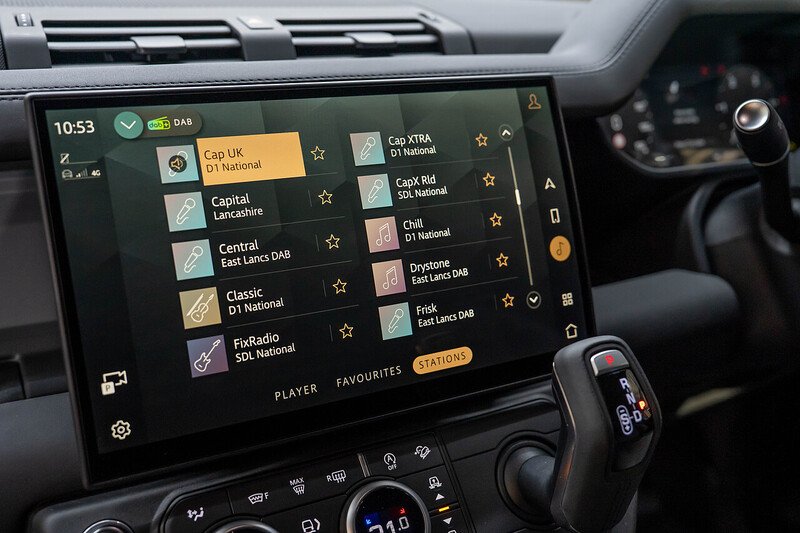 Used Land Rover Defender 90 for sale - 76884518: Photo 32