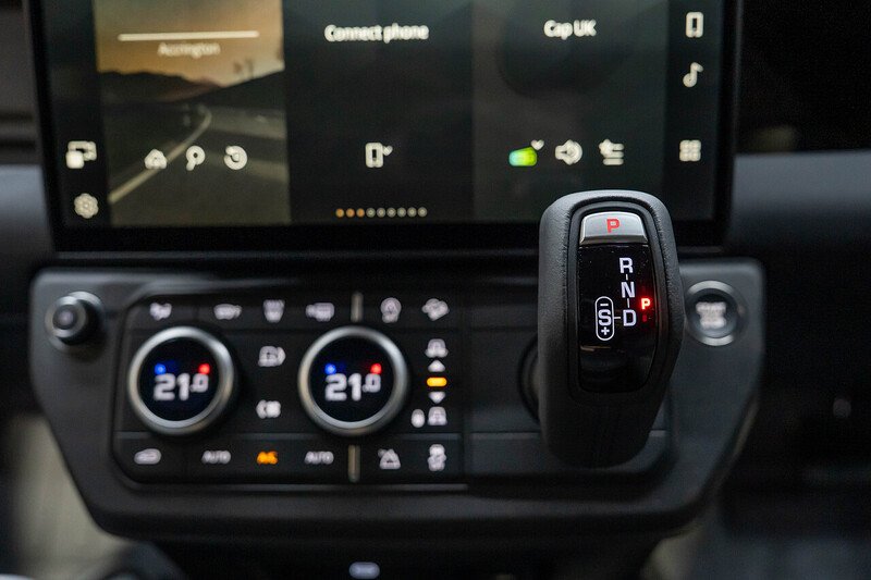 Used Land Rover Defender 90 for sale - 76884518: Photo 33