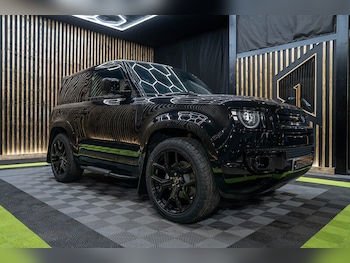 Used Land Rover Defender 90 undefined for sale - 76884518: Photo