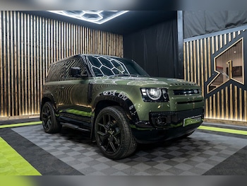 Used Land Rover Defender 90 2026 for sale - 78182170: Photo