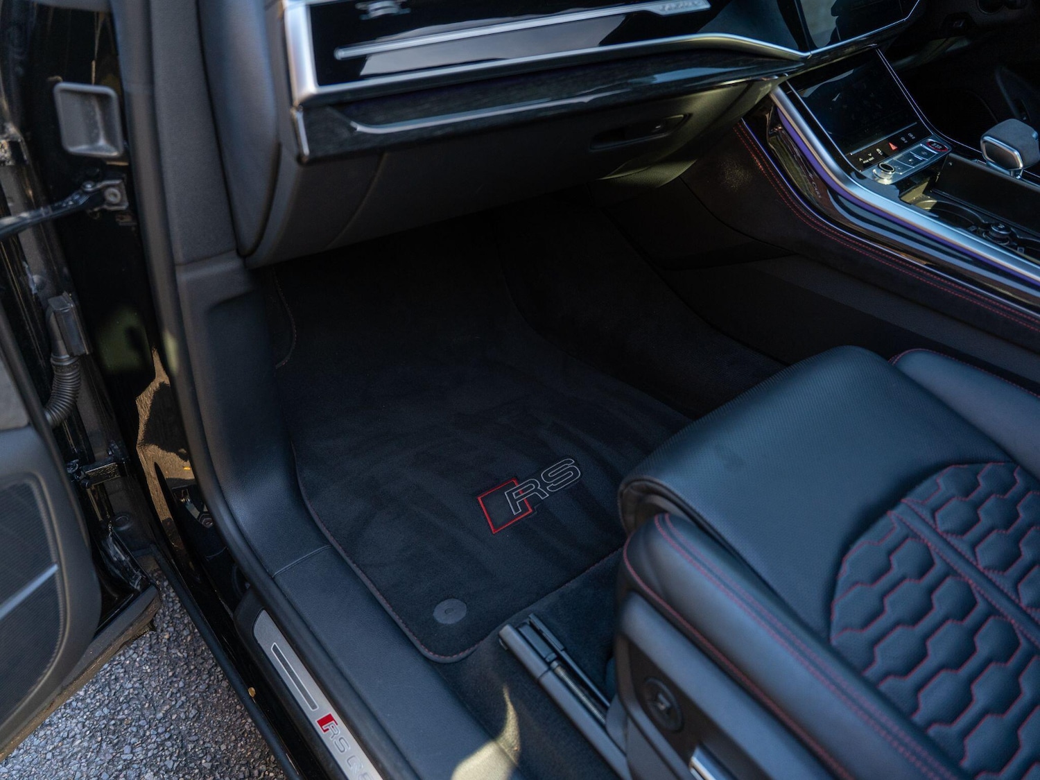 Used Audi RS Q8 for sale - 76527802: Photo 65