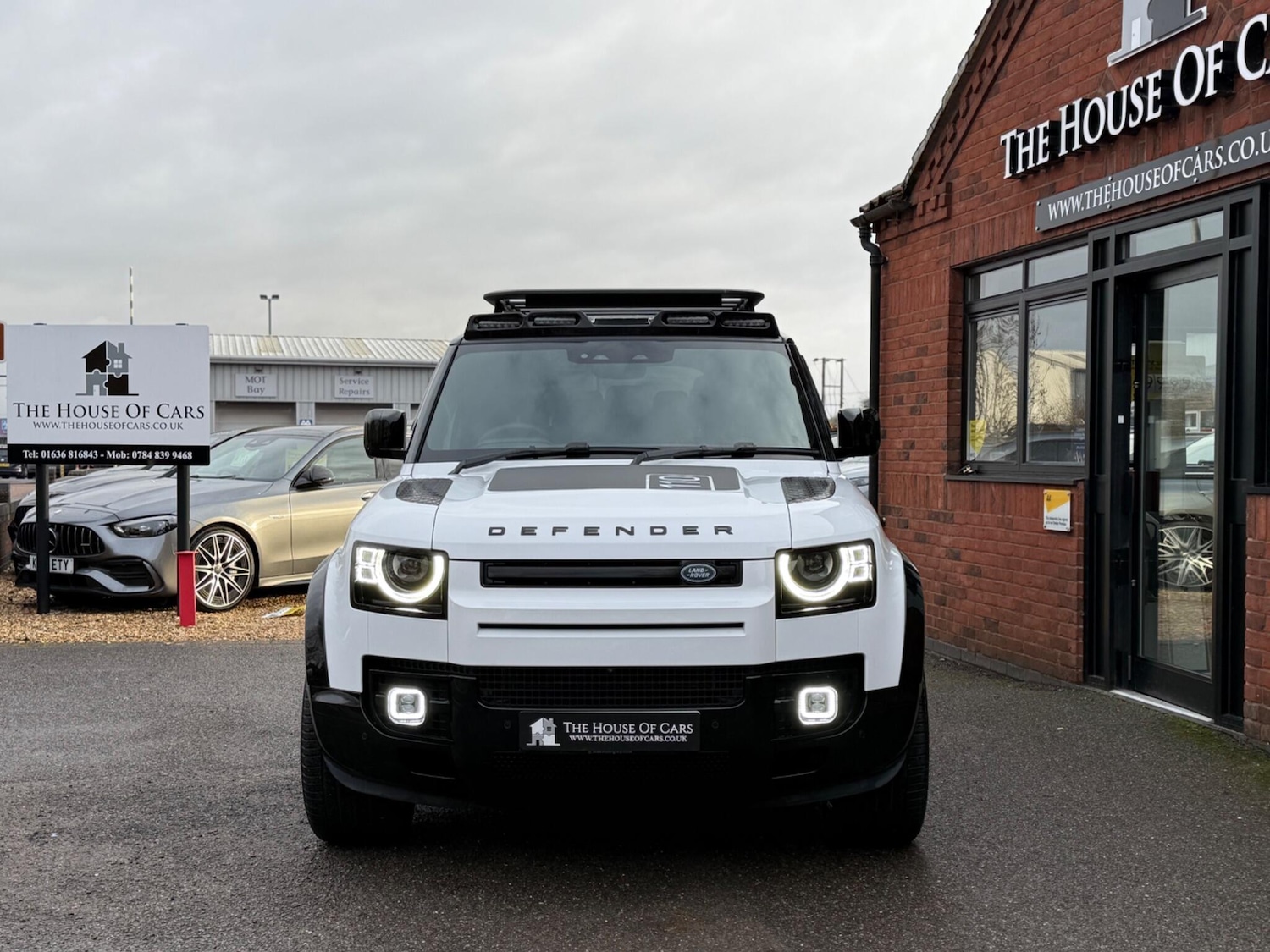 Used Land Rover Defender 110 2025 for sale - 77131394: Photo 13
