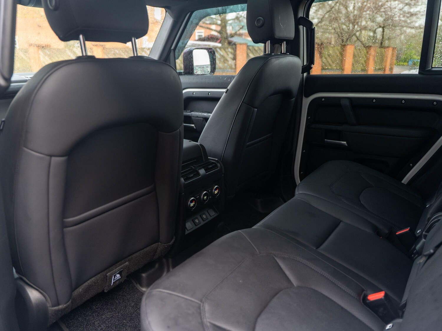 Used Land Rover Defender 110 2025 for sale - 77131394: Photo 52