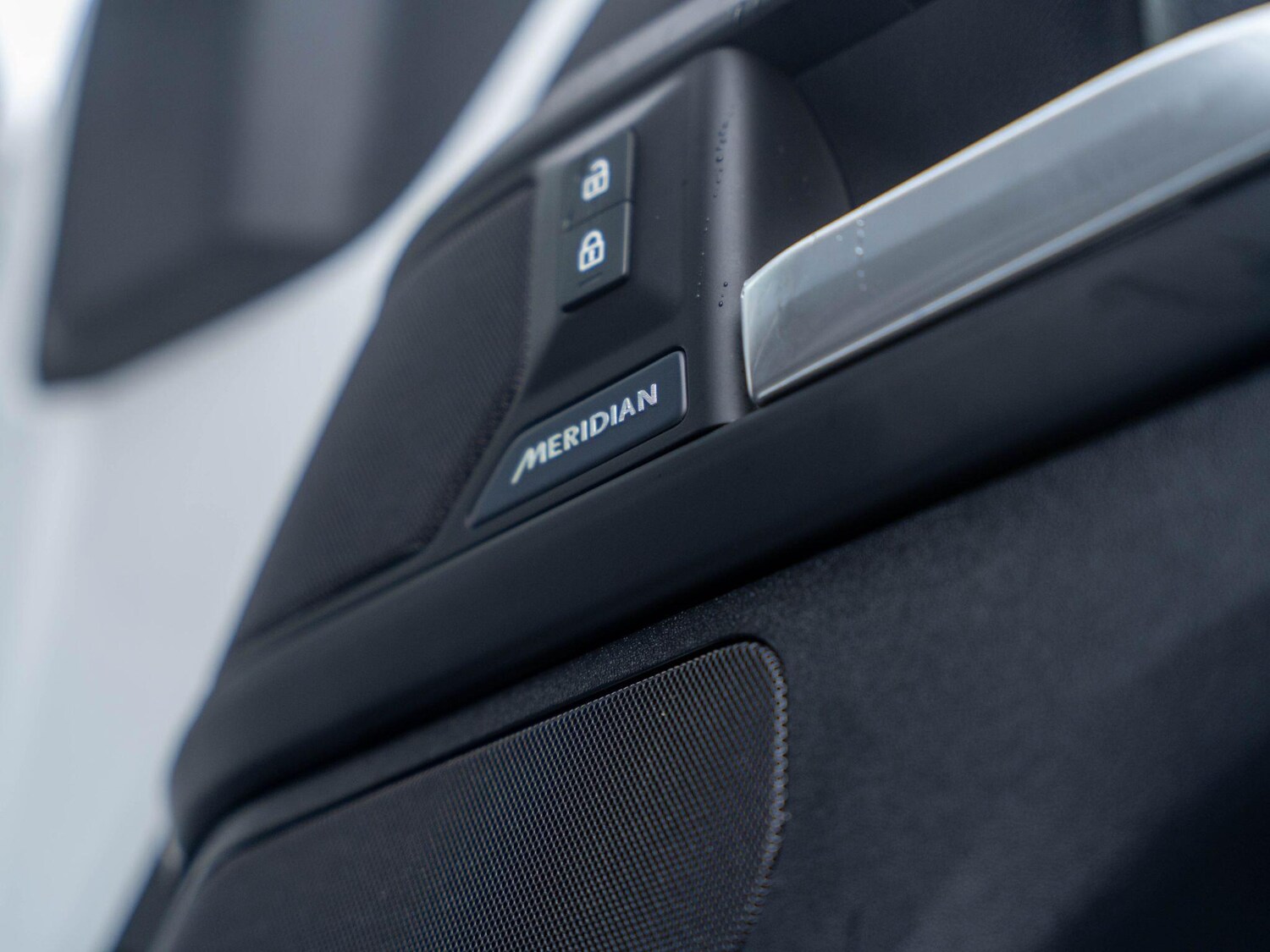 Used Land Rover Defender 110 2025 for sale - 77131394: Photo 57