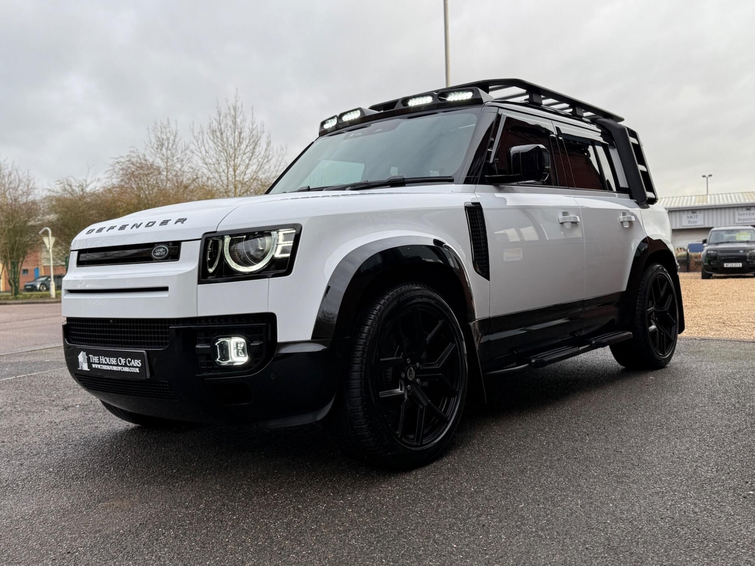 Used Land Rover Defender 110 2025 for sale - 77131394: Photo 7