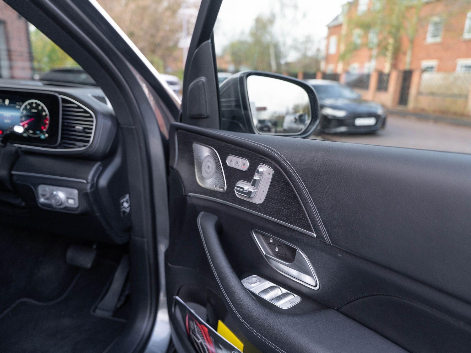 Used Mercedes-Benz GLE 2023 for sale - 76659383: Photo 46