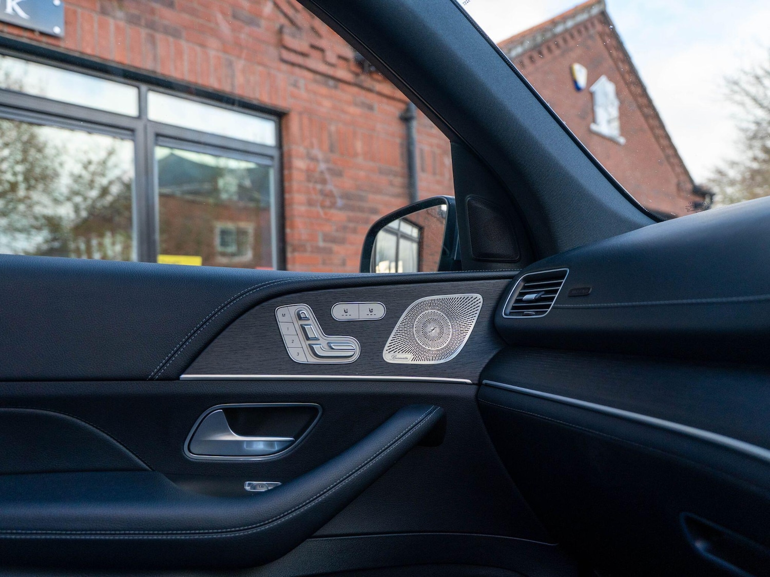 Used Mercedes-Benz GLE 2023 for sale - 76659383: Photo 53