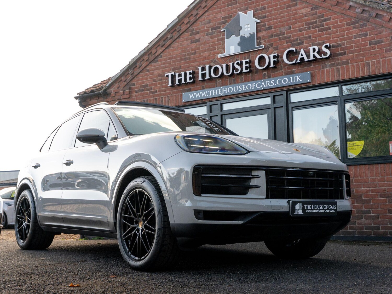 Used Porsche Cayenne 2024 for sale - 75905184: Photo 11