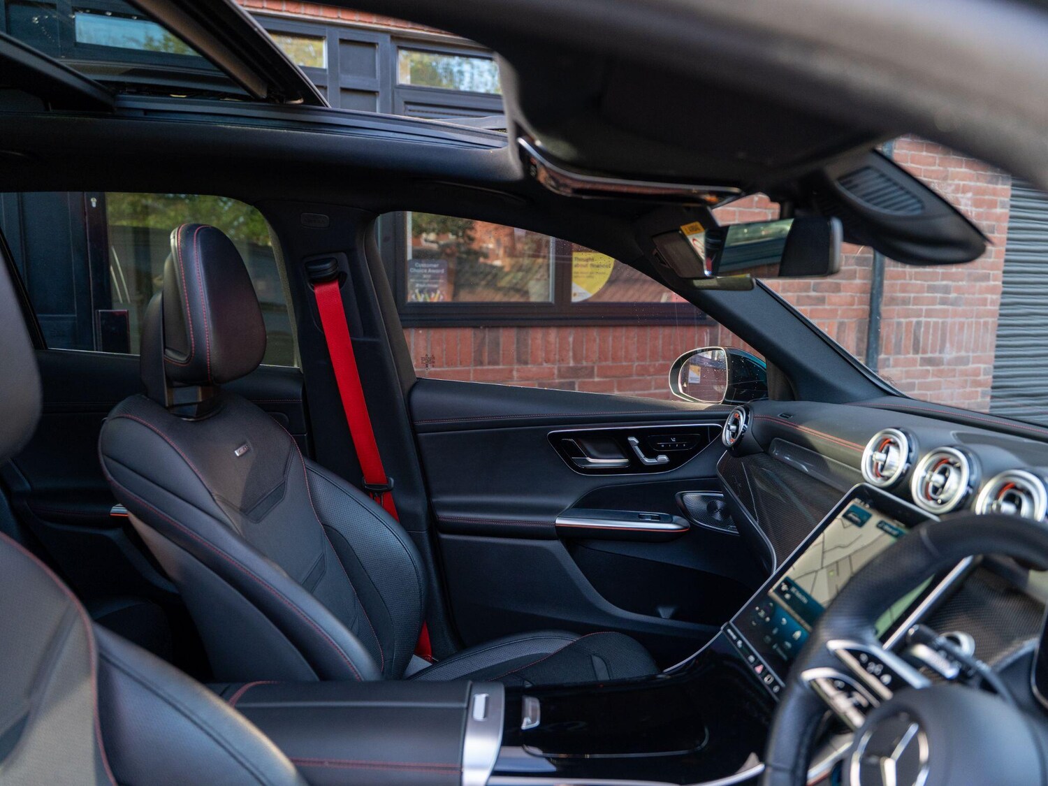 Used Mercedes-Benz GLC 2024 for sale - 76213955: Photo 42