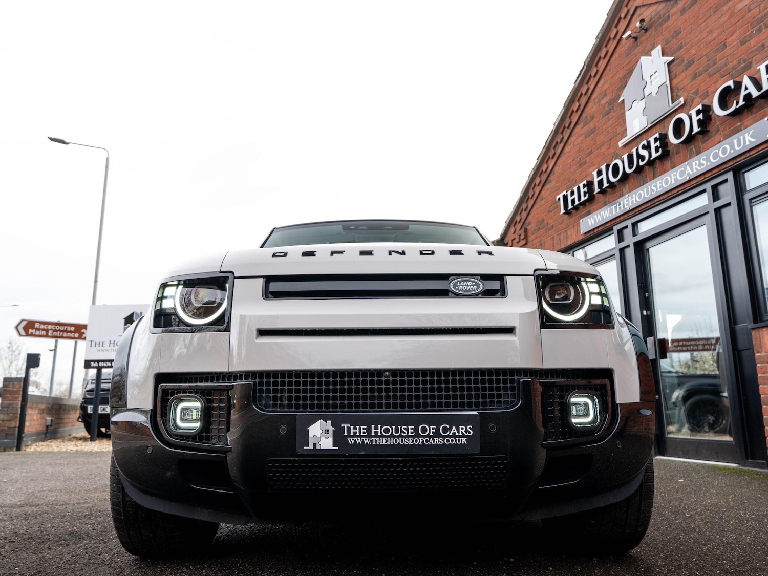 Used Land Rover Defender 2025 for sale - 77799244: Photo 10