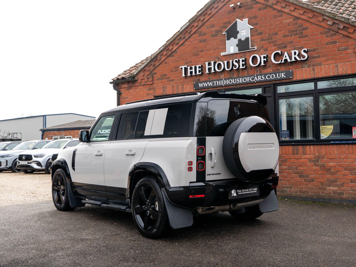 Used Land Rover Defender 2025 for sale - 77799244: Photo 12