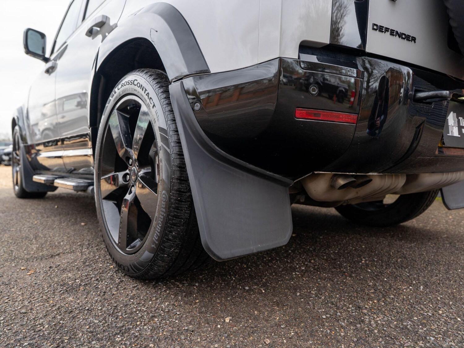 Used Land Rover Defender 2025 for sale - 77799244: Photo 25