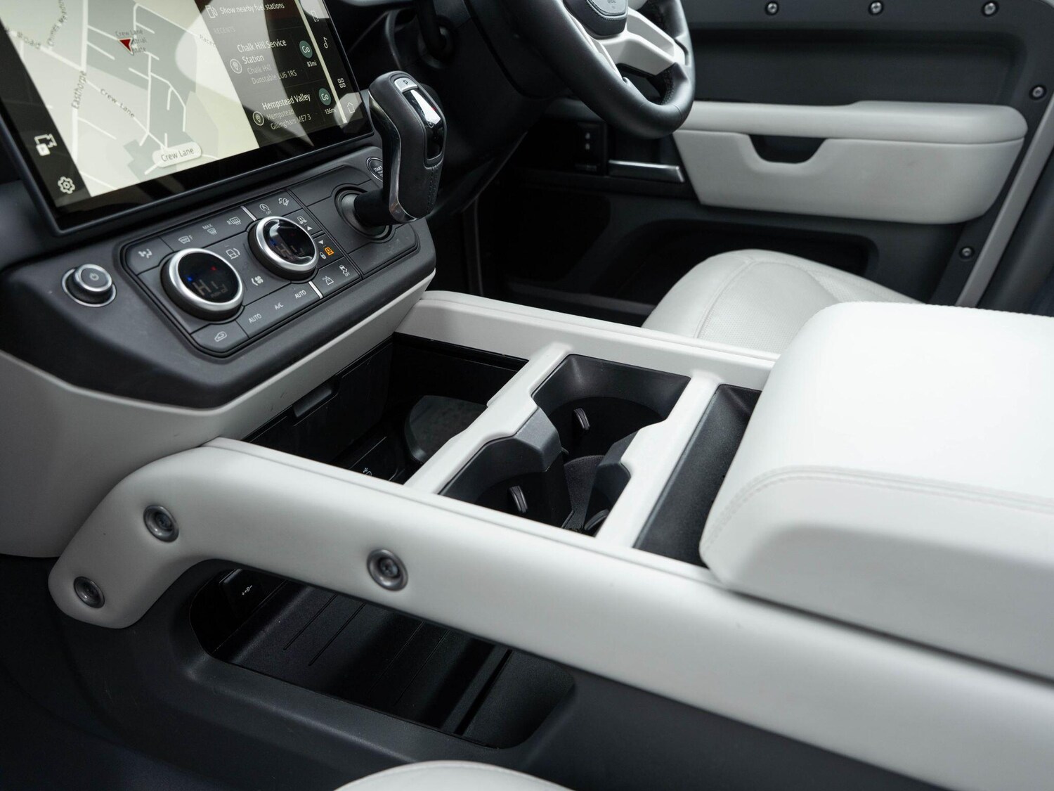 Used Land Rover Defender 2025 for sale - 77799244: Photo 42