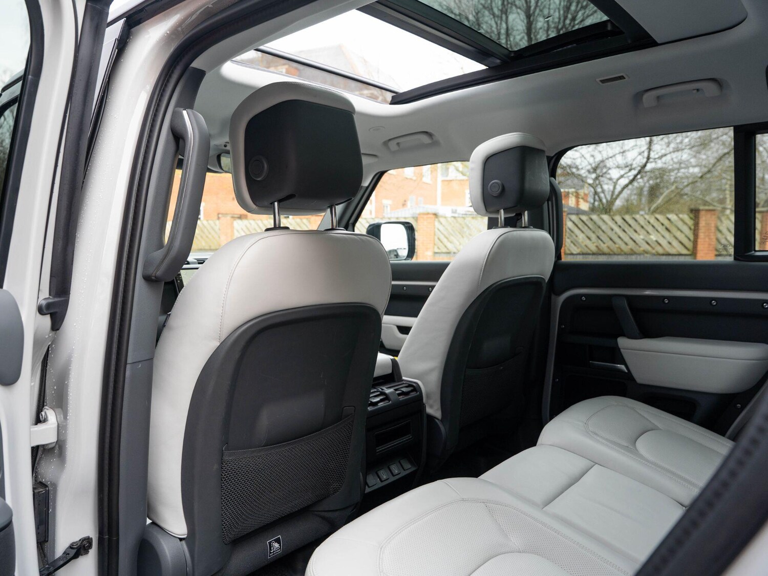 Used Land Rover Defender 2025 for sale - 77799244: Photo 50