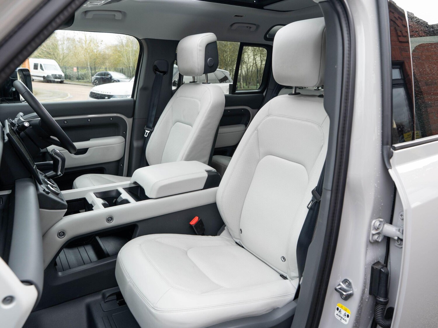 Used Land Rover Defender 2025 for sale - 77799244: Photo 59