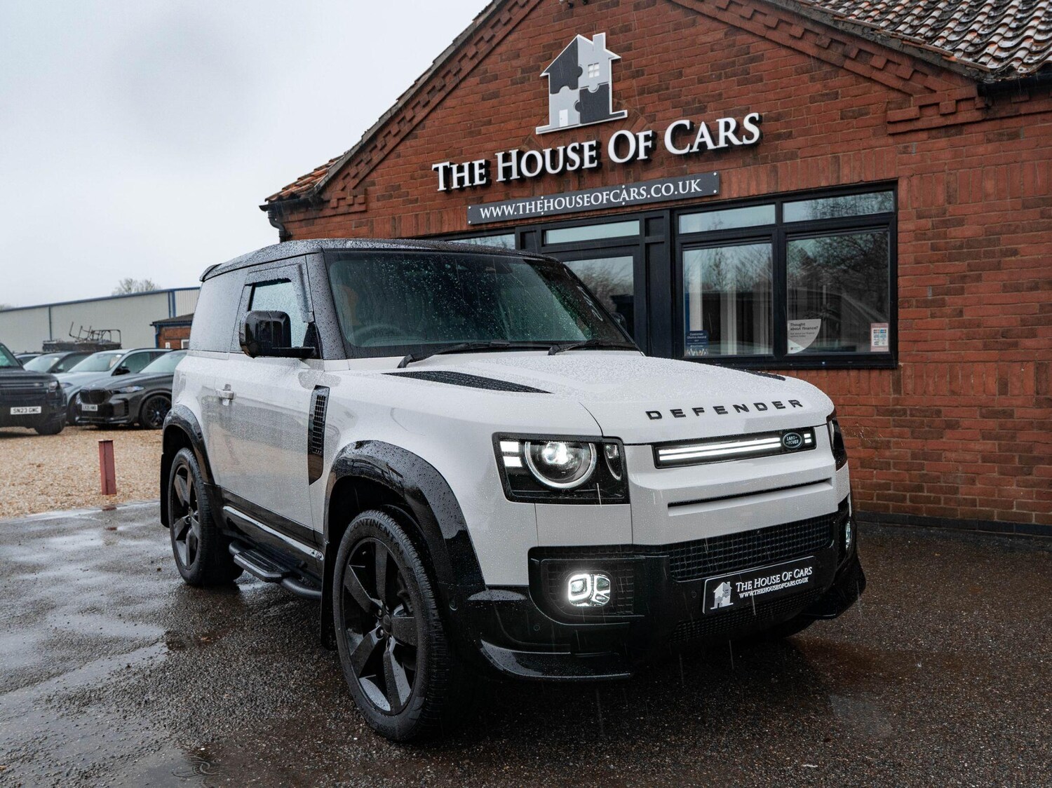 Used Land Rover Defender 90 2025 for sale - 77144318: Photo 11