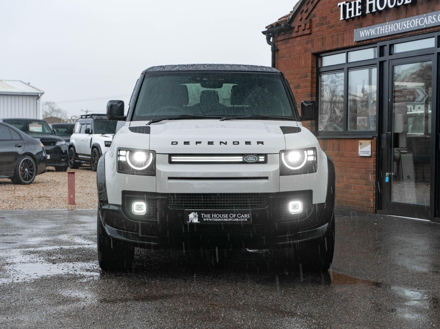 Used Land Rover Defender 90 2025 for sale - 77144318: Photo 2