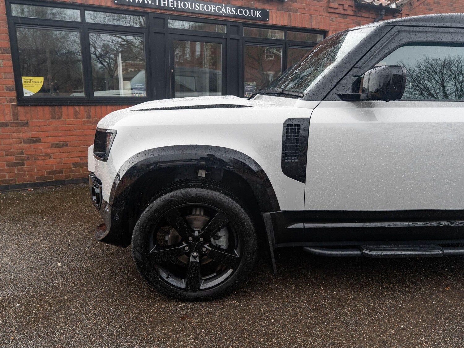 Used Land Rover Defender 90 2025 for sale - 77144318: Photo 29