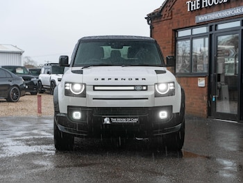 Used Land Rover Defender 90 2025 for sale - 77144318: Photo
