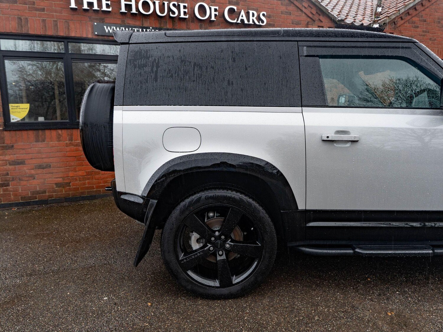 Used Land Rover Defender 90 2025 for sale - 77144318: Photo 30