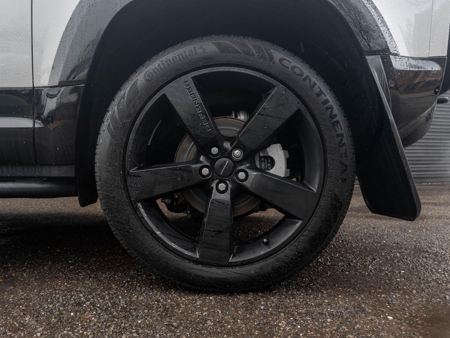 Used Land Rover Defender 90 2025 for sale - 77144318: Photo 34