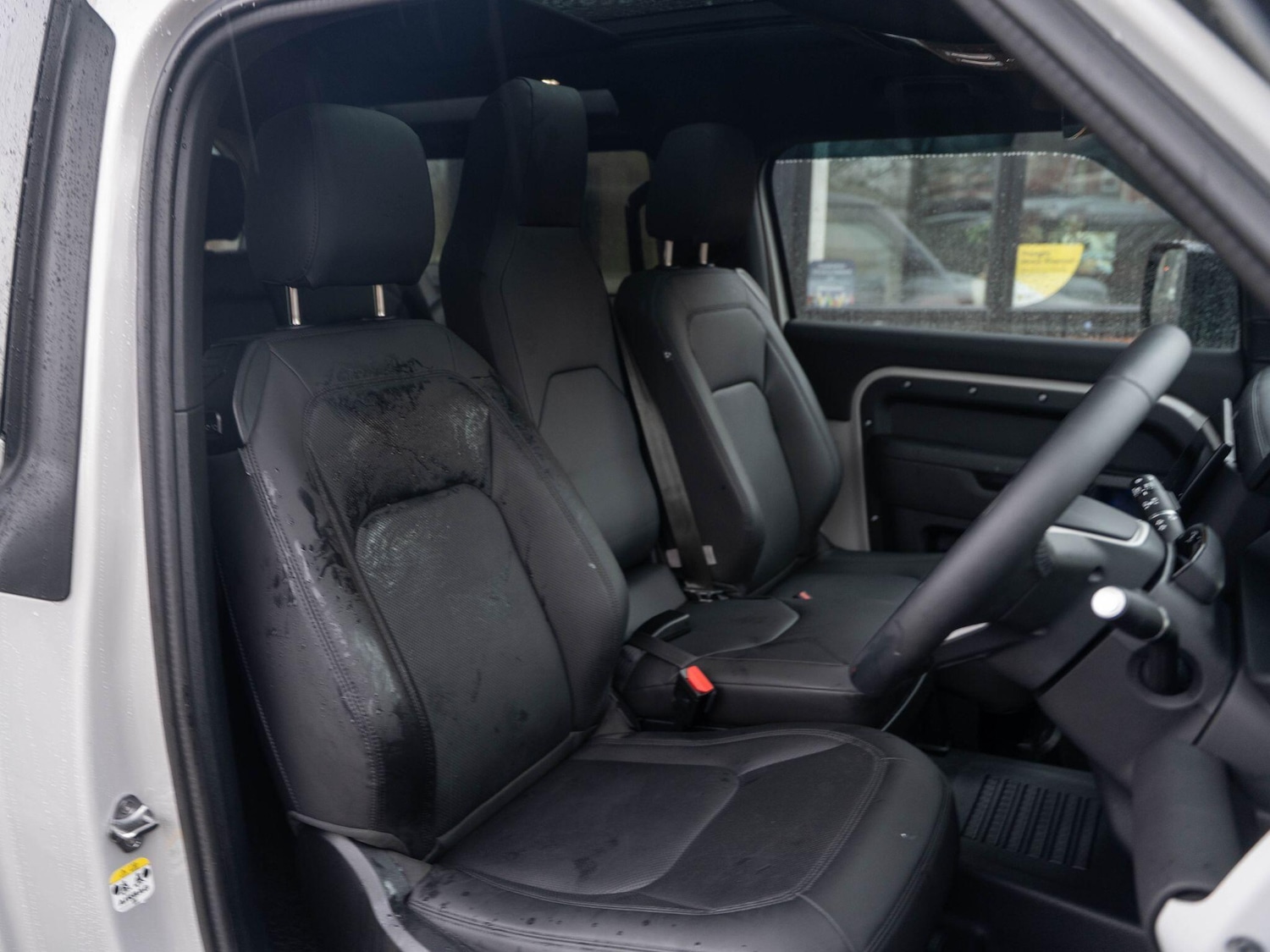 Used Land Rover Defender 90 2025 for sale - 77144318: Photo 44