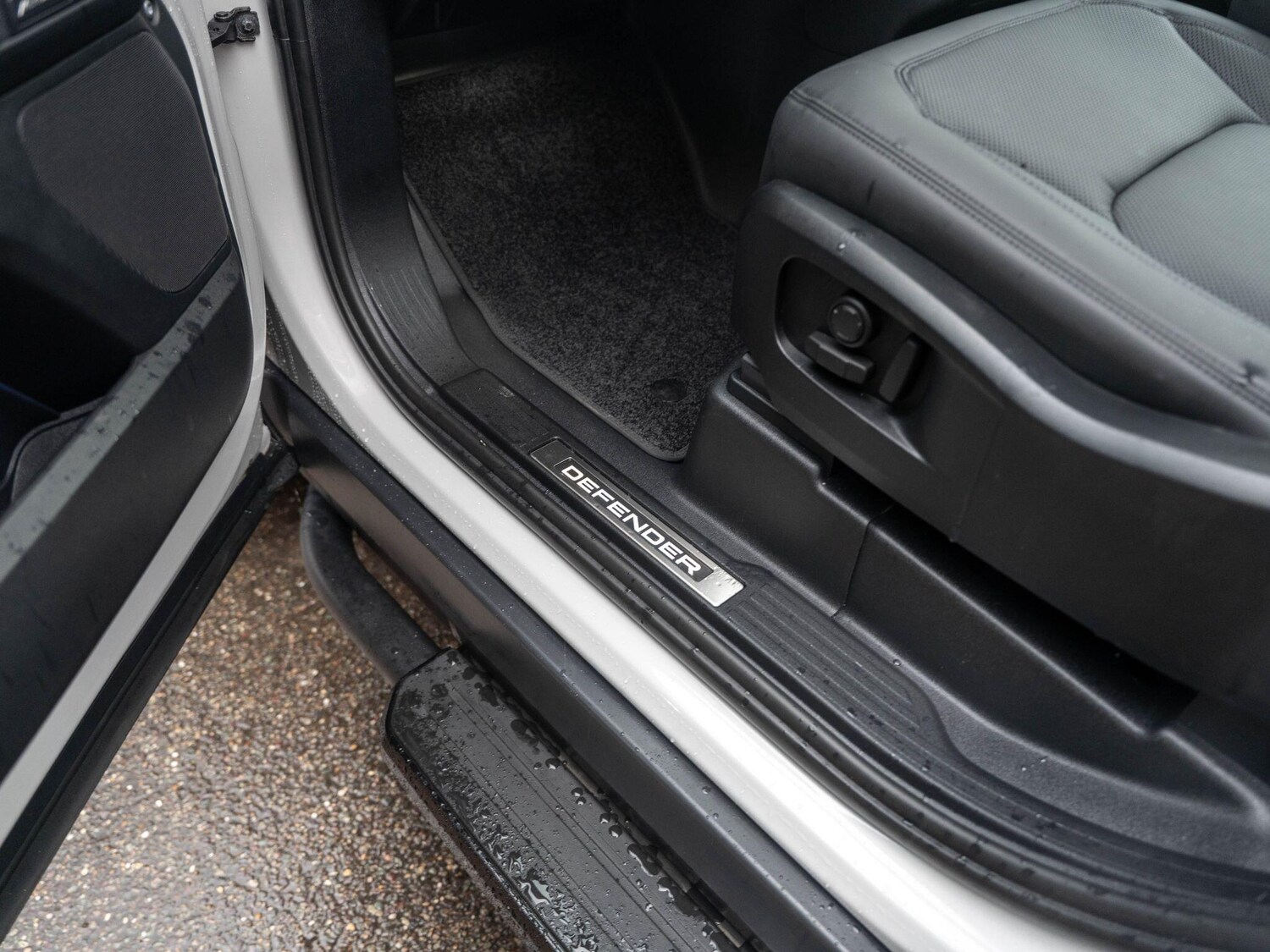 Used Land Rover Defender 90 2025 for sale - 77144318: Photo 62