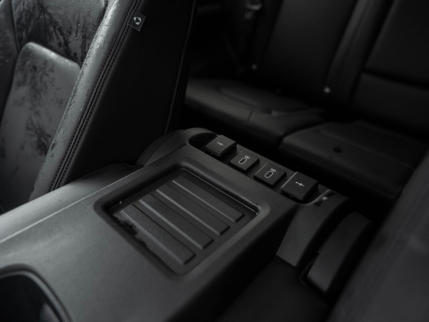 Used Land Rover Defender 90 2025 for sale - 77144318: Photo 63