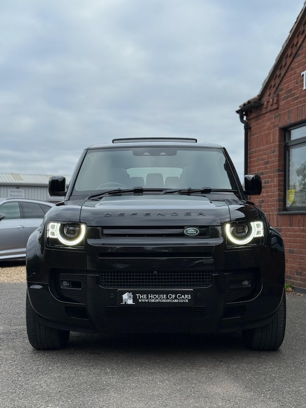 Used Land Rover Defender 110 2022 for sale - 76295640: Photo 3