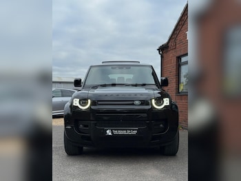 Used Land Rover Defender 110 2022 for sale - 76295640: Photo