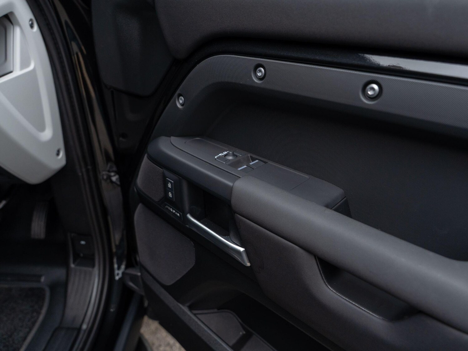 Used Land Rover Defender 2026 for sale - 78128163: Photo 46