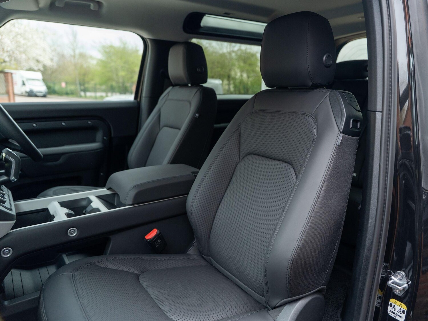 Used Land Rover Defender 2026 for sale - 78128163: Photo 48