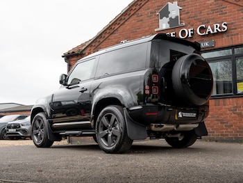 Used Land Rover Defender 2026 for sale - 78128163: Photo