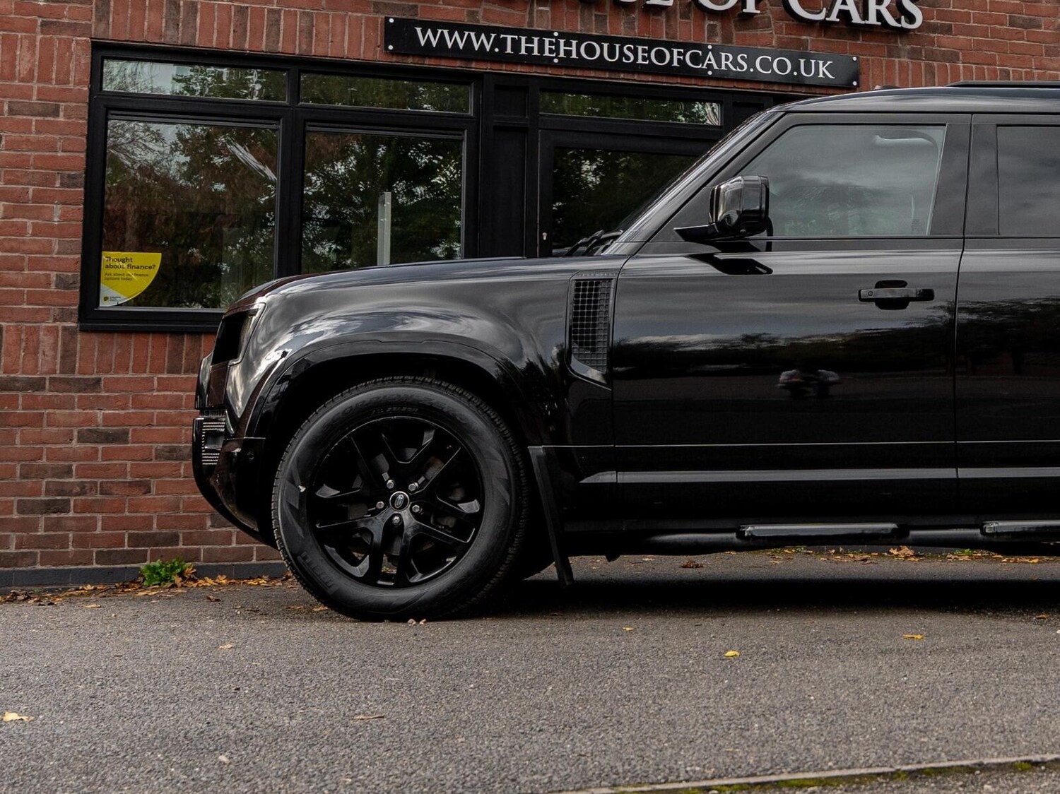 Used Land Rover Defender 110 for sale - 77738637: Photo 11