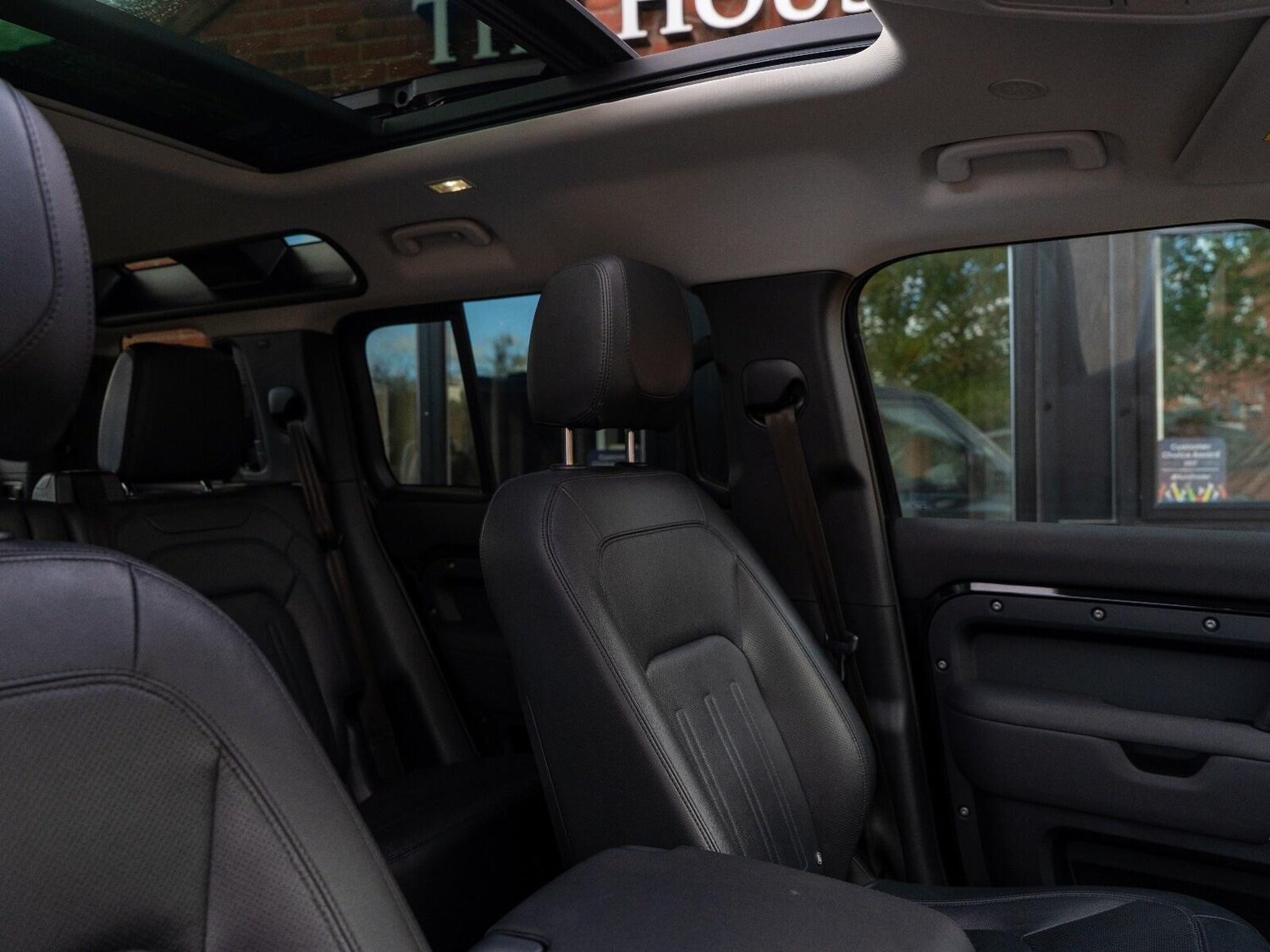 Used Land Rover Defender 110 for sale - 77738637: Photo 36