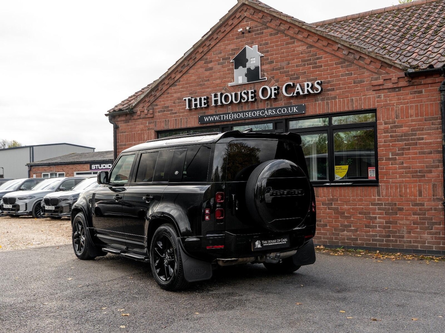 Used Land Rover Defender 110 for sale - 77738637: Photo 4