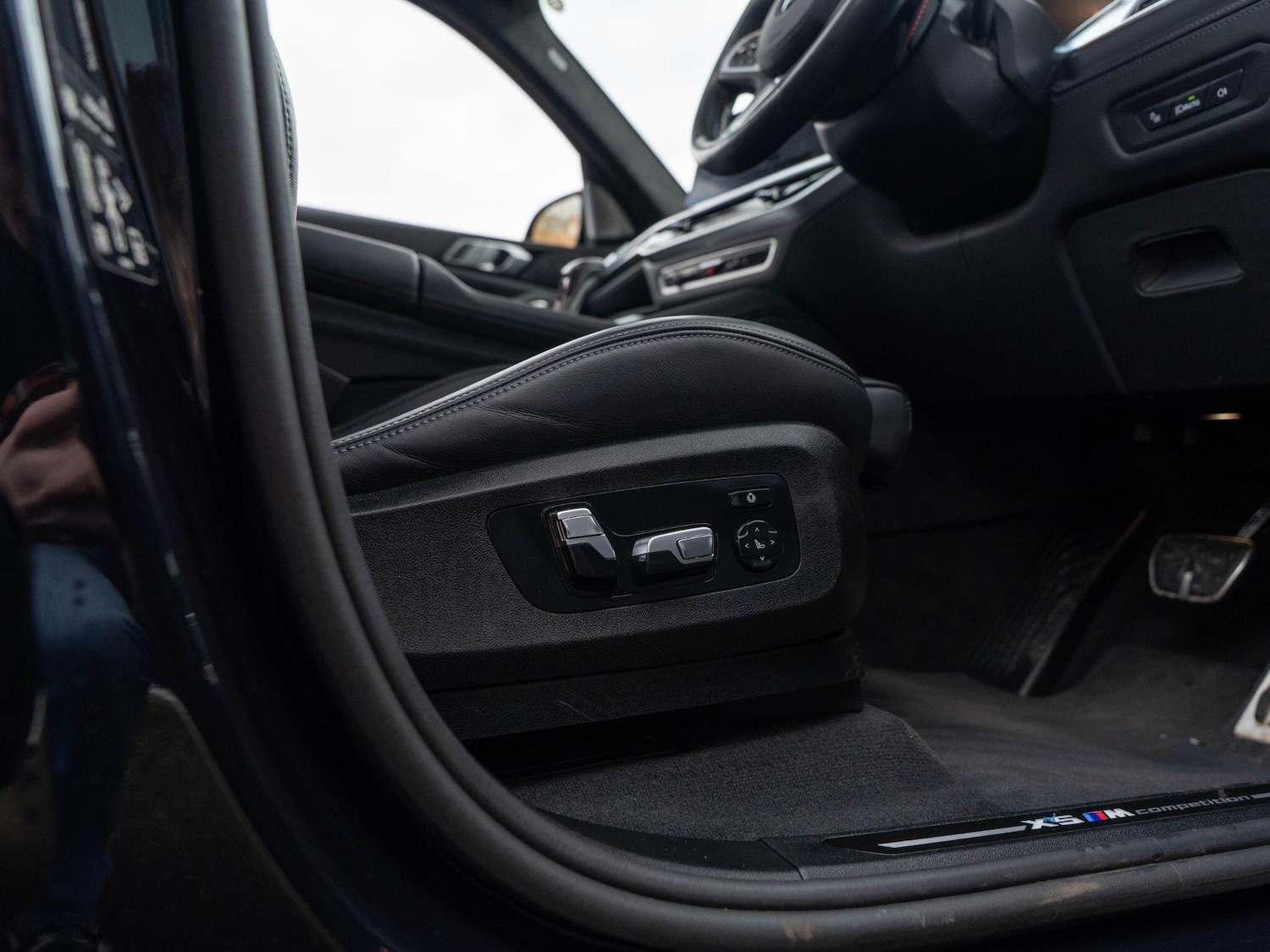 Used BMW X5 M 2024 for sale - 77586127: Photo 55