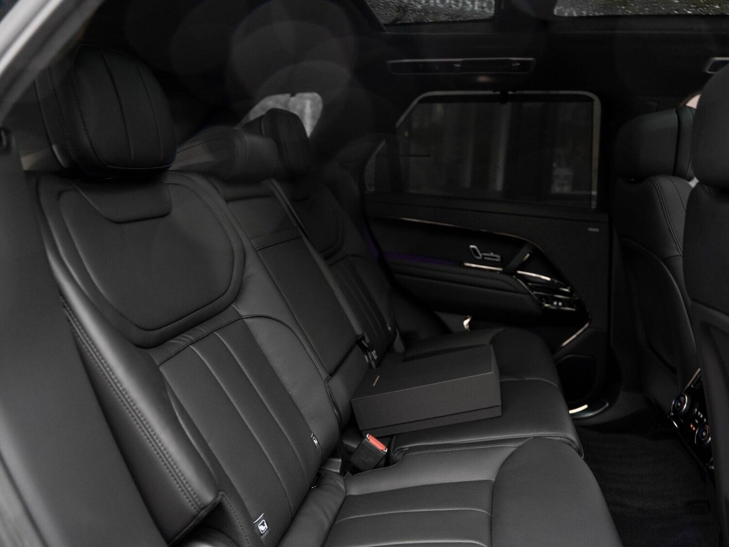 Used Land Rover Defender 2025 for sale - 77344382: Photo 35