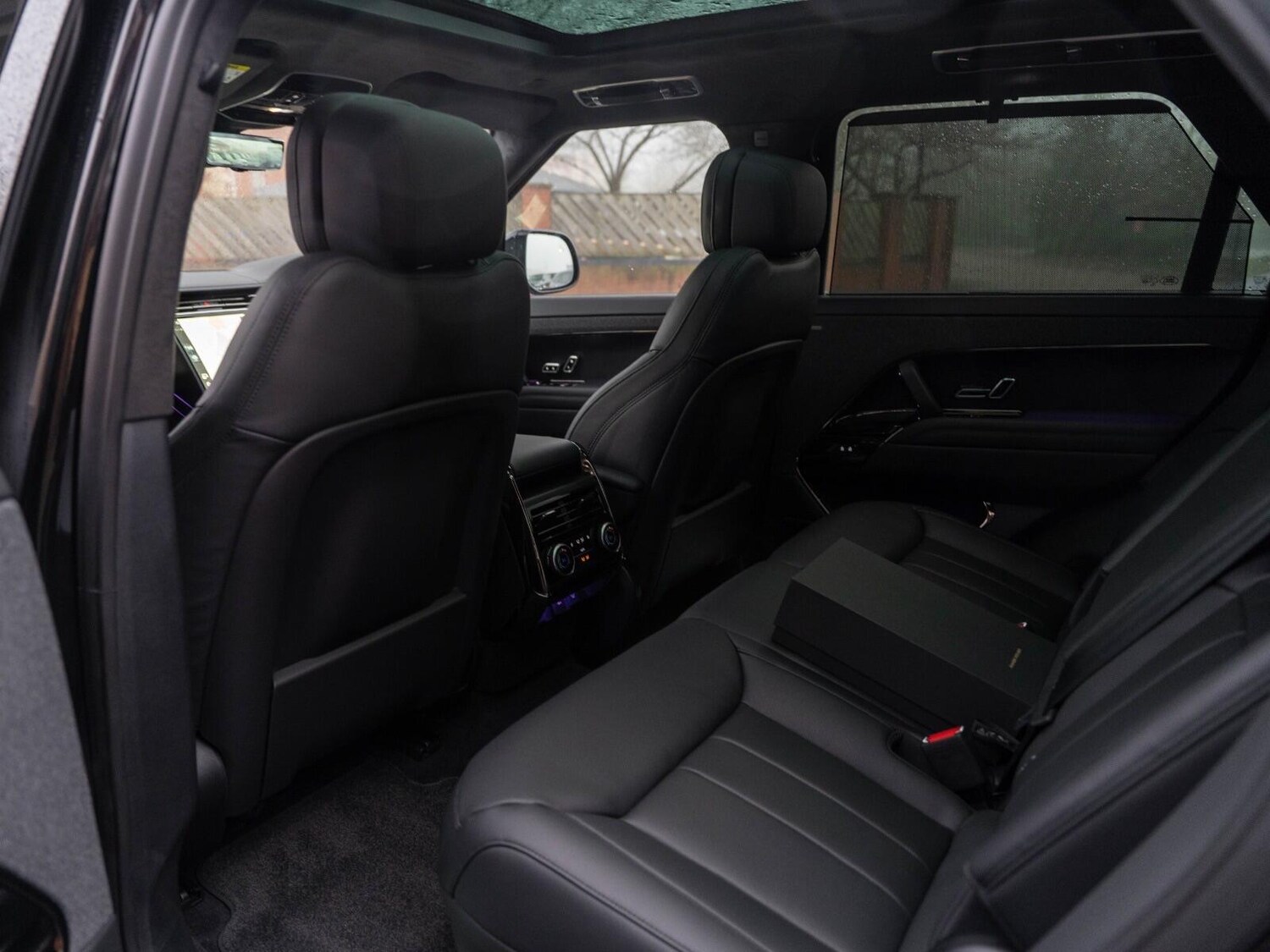 Used Land Rover Defender 2025 for sale - 77344382: Photo 38